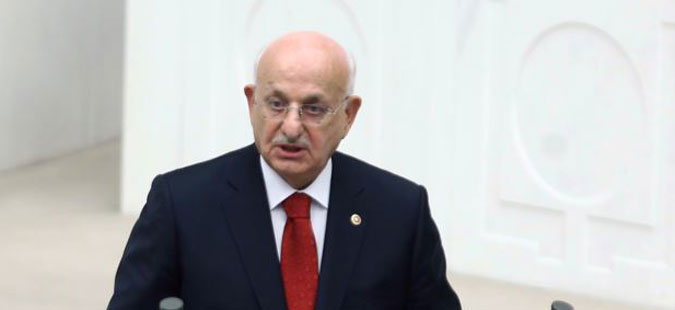 Претседателот на турскиот парламент: Да се олесни визниот режим за граѓаните на Русија и Турција