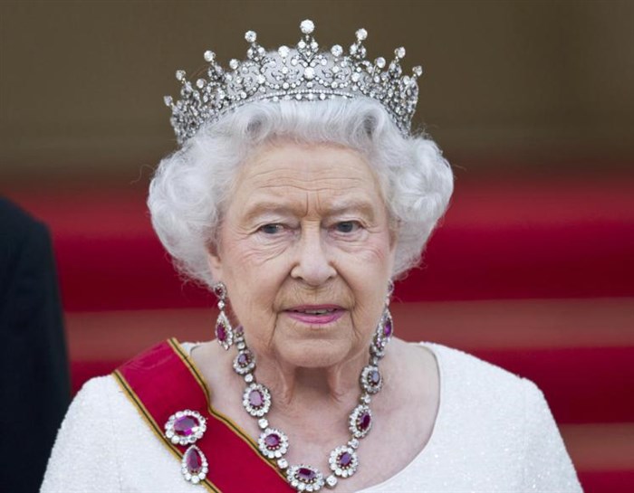 Кралицата Елизабета за утре закажа кризен состанок со принцот Хари