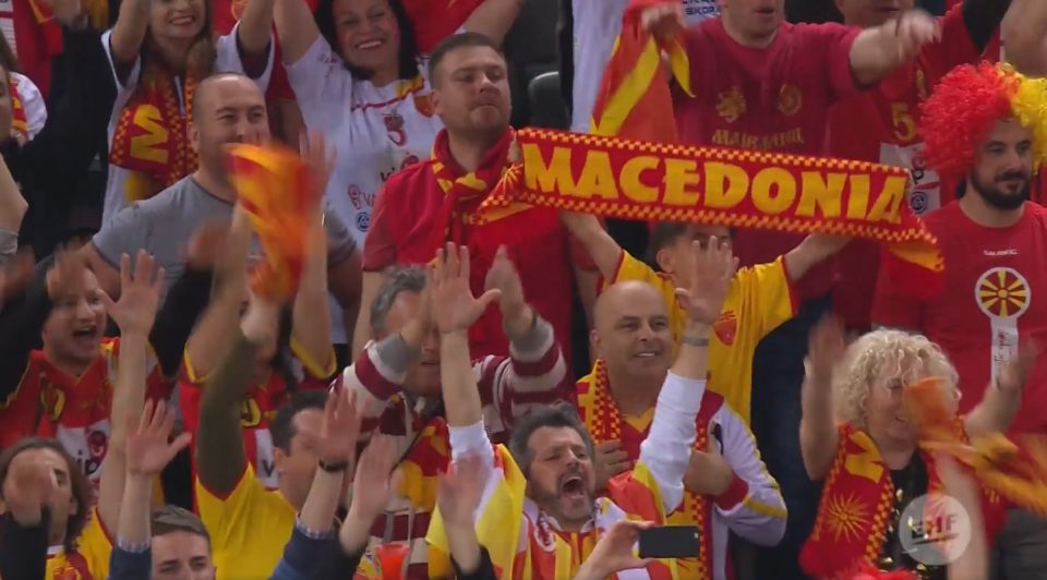 Нашинец од Торонто чести двајца да навиваат за Македонија на негова сметка- но има неколку услови