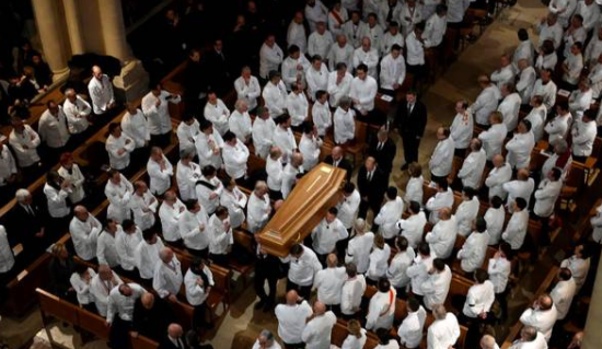 Погреб во бело: Гастрономската елита се прости од Бокус