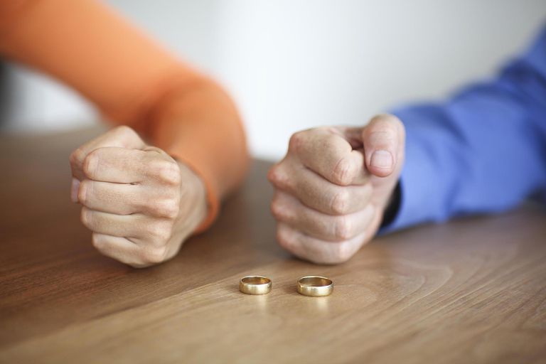 Познато е која е идеалната разлика во години: Колкава е веројатноста за развод според возраста на вашиот партнер?