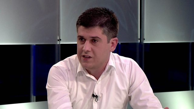Србов: Доколку договорот беше добар, власта немаше да води кампања со лаги и флоскули