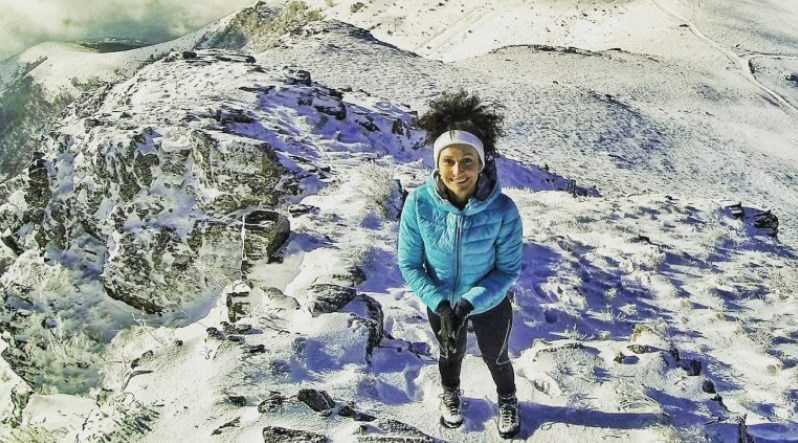ФОТО: Македонската водителка го искачи највисокиот врв на Балканот