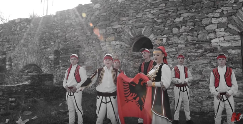 Дете-талент пеејќи за Исмет Јашари и УЧК доби субвенција од Министерство за култура (ВИДЕО)