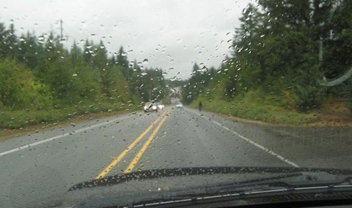 Внимателно возете, влажни коловози на патиштата