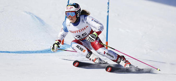 Швајцарска скијачка го пропушта првиот настап на ЗОИ, поради тешка повреда на тренинг заминува на операција
