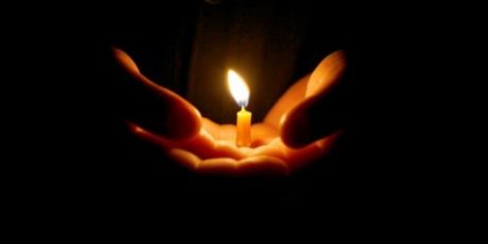 Кажете молитва за починатиот и запалете свеќа, денес е Митровденска Задушница