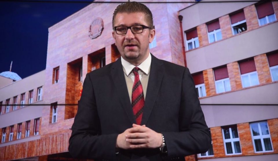 Мицкоски: Видлива е политичката концесија на Заев, ВМРО-ДПМНЕ гарантира стабилно мнозинство само да се отфрли неуставниот закон за јазици
