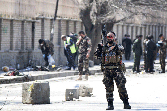 Најмалку 20 загинати при експлозија пред стадион во Авганистан