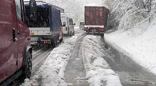 Забрана за тешки товарни возила на планинскиот превој Буково