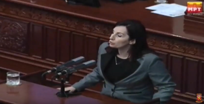 Александрова: Вие сте еден типичен школски пример за тоа како една власт не смее да работи
