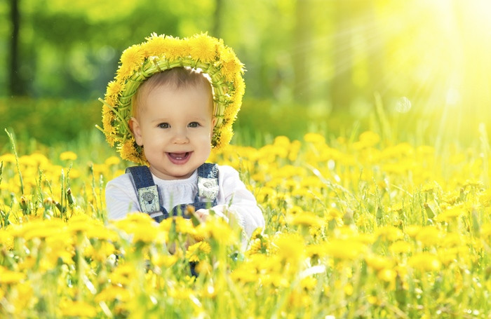 Истражување: Пролетните бебиња се помалку депресивни