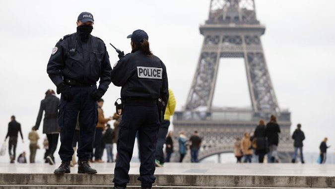 Франција ќе ослободи 40 лица осудени за тероризам