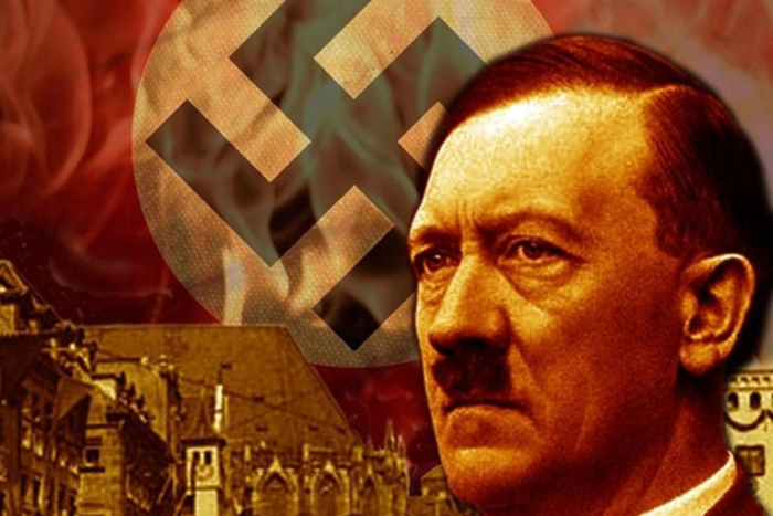 Суспендирани 29 германски полицајци: Си разменувале слики од Хитлер и кукасти крстови
