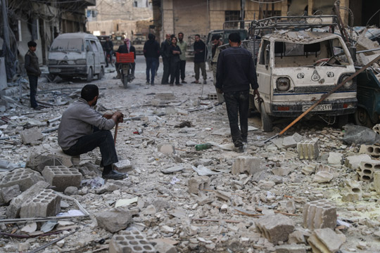 Најмалку 19 лица загинаа во експлозија во сирискиот град Идлиб