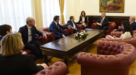 Иванов на средба со пратеници од групата за француско-македонско пријателство