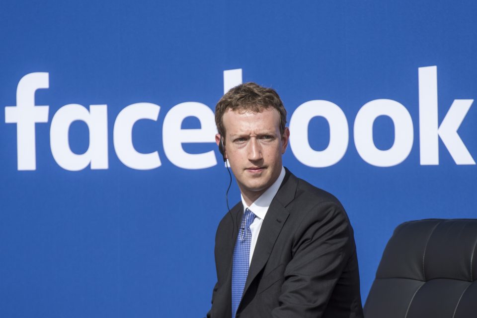 Цукерберг откри колку време ќе биде потребно за да се решат проблемите со Фејсбук, одговорот нема да ви се допадне