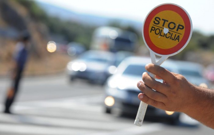 156 санкционирани возачи во Скопје, 24 за брзо возење