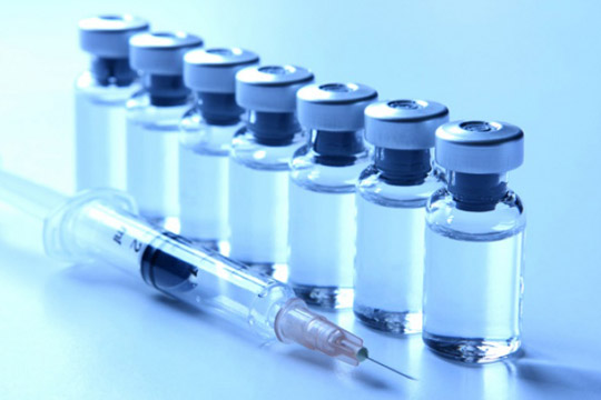 Шефот на СЗО ја поздрави одлуката на САД за суспензија на патентите за вакцини против коронавирус