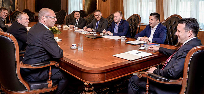 Заев и Николовски на средба со претставници на компании од Косово и Израел