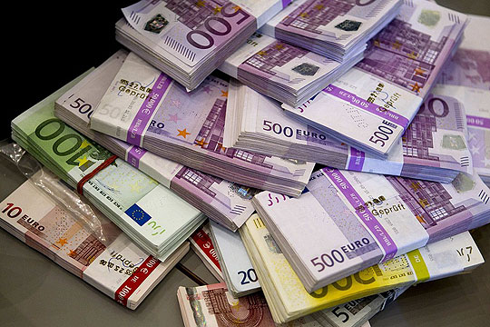 Заборчување на државата без престан: Денеска власта ги задолжи граѓаните за нови 30 милиони евра
