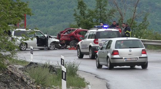 Познат идентитетот на загинатиот на патот Гостивар-Кичево, три лица тешко повредени