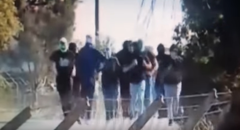 Хаос во клубот на Македонецот Ристовски: Газдата на Спортинг им наредил на хулиганите да ги претепаат фудбалерите (ВИДЕО)