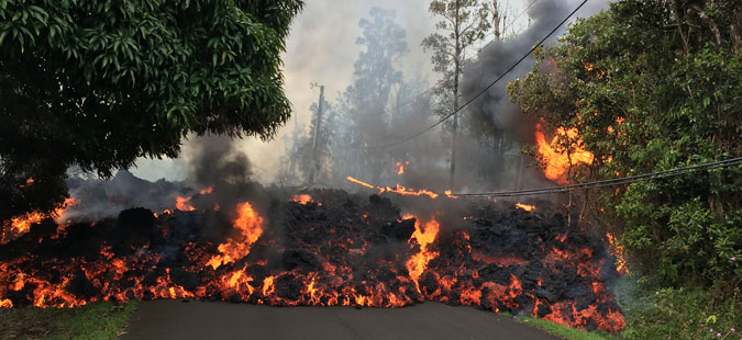 Заканата од вулканот Килауеа е се поголема: Луѓето да се подготват за најлошото, треба да имаат план А, план Б и план Ц
