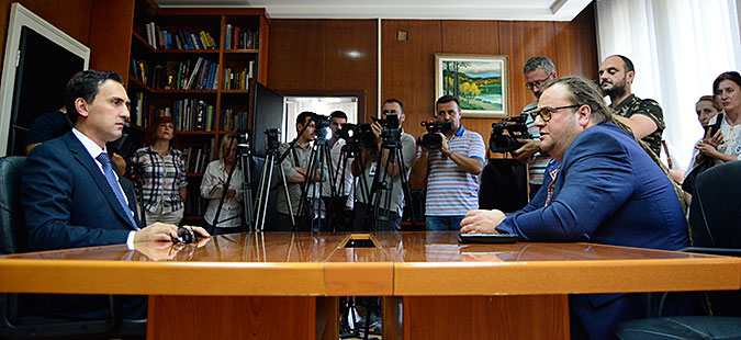 Асаф Адеми ја презеде функцијата министер за култура од Алаѓозовски
