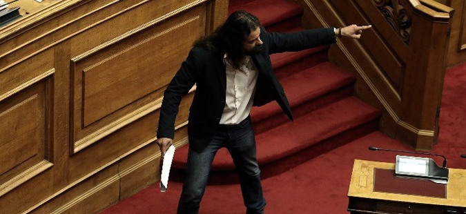 Уапсен грчки пратеник