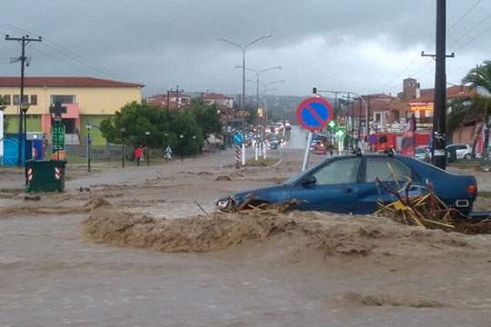 „Црвен аларм“ за лошо време во Грција