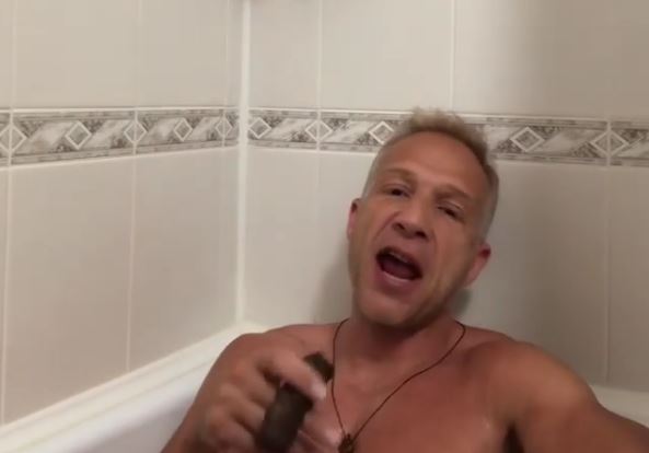 Калиниќ се снимаше гол во кадата- фановите полудеа по овој детаљ на неговото тело (ВИДЕО)