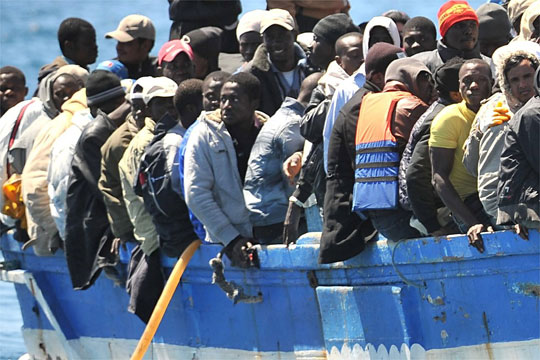 За еден ден спасени повеќе од 600 мигранти од крајбрежјето на Шпанија