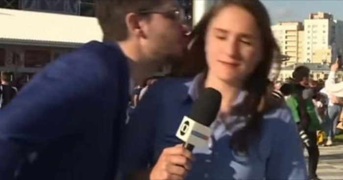 Русин сакаше да бакне бразилска новинарка, а за бруталниот начин на кој таа му одговори зборува целиот свет (ВИДЕО)