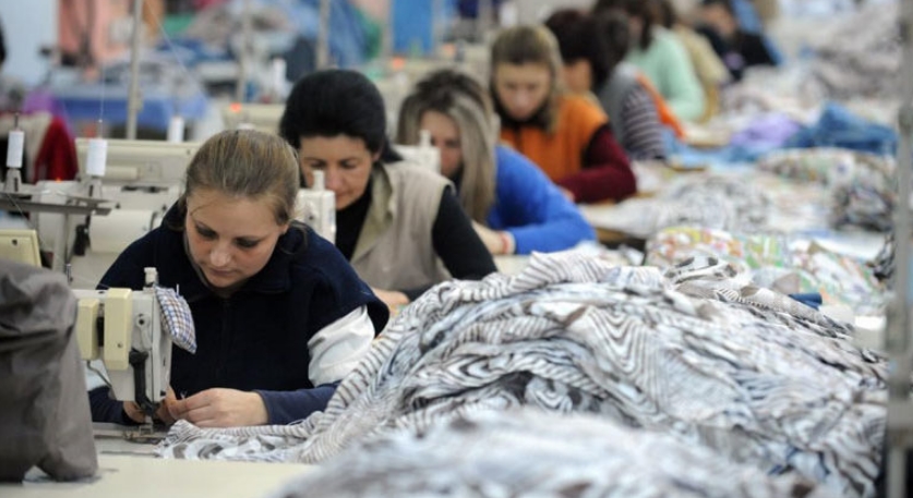 Димитров: Бројот на вработени во текстилната индустрија е намален од три до пет отсто