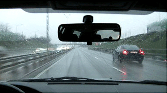 Возете внимателно, влажни коловози на патиштата