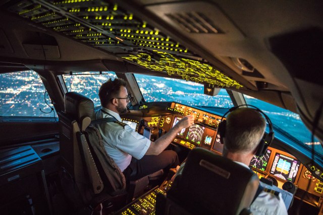 Пелени за пилотите при дестинации со висок ризик од Ковид-19