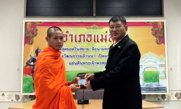 Три деца ослободени од пештерата во Тајланд и нивниот тренер конечно добија државјанство