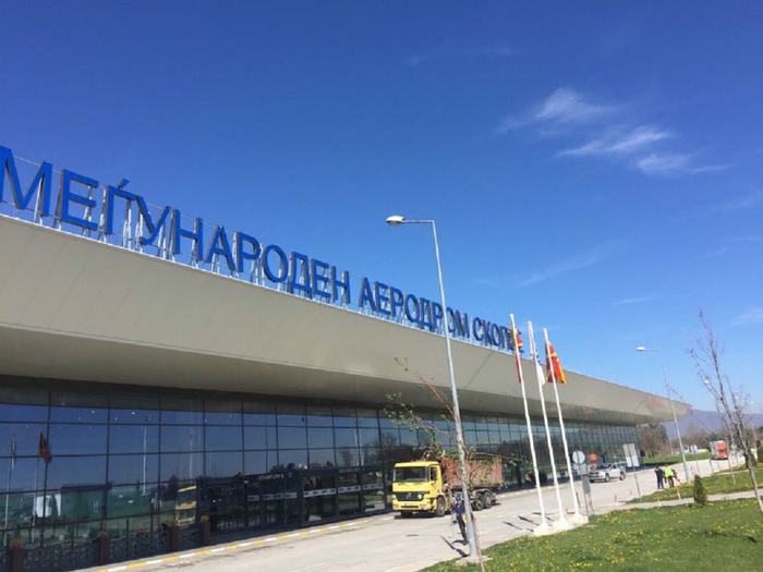 Апсење на скопскиот аеродром: Косовец сакал да влезе во Македонија како жител на Арачиново