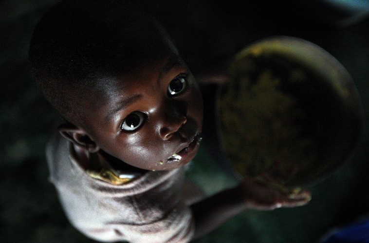 УЖАСНА СТАТИСТИКА: Во Африка умреле пет милиони деца во последните 20 години