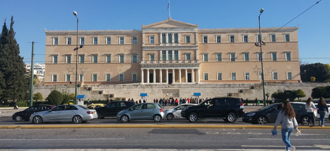 Грчката Влада со нови, конкретни мерки за справување со зголемениот бран бегалци и мигранти