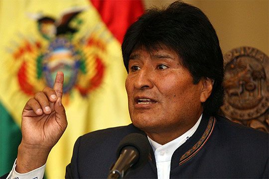 Моралес во убедливо водство на изборите во Боливија
