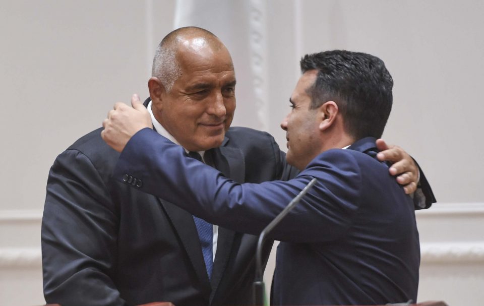 Што му ветил Зоран Заев на Бојко Борисов и дали Македонија ја чекаат нови уставни измени по теркот на грчкиот договор?
