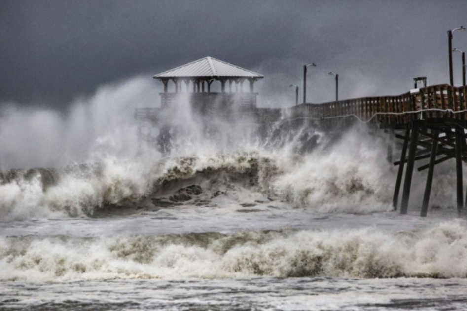 Крајбрежните делови на Тексас се подготвуваат за удар на ураганот „Хана“