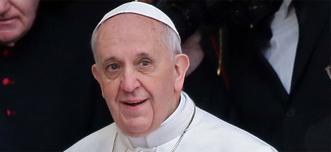 Папата бара помош од католиците во борбата против ѓаволот