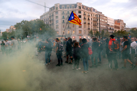 Блокади на годишницата од референдумот во Каталонија