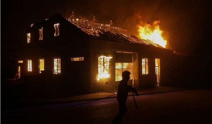 Избувна пожар во механичарска работилница во Штип