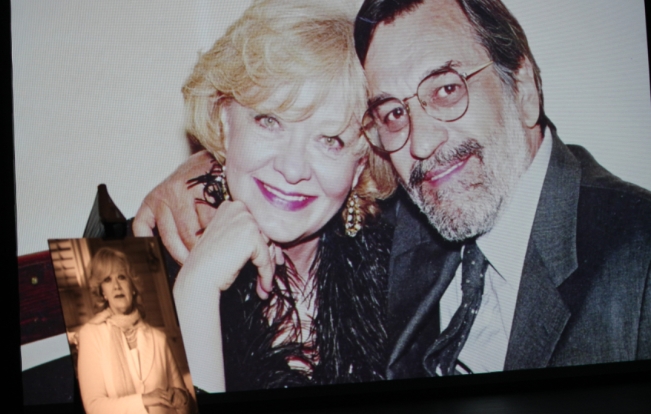 Беа симбол за децениска љубов, а сега почиваат еден до друг: Погребана Милена Дравиќ