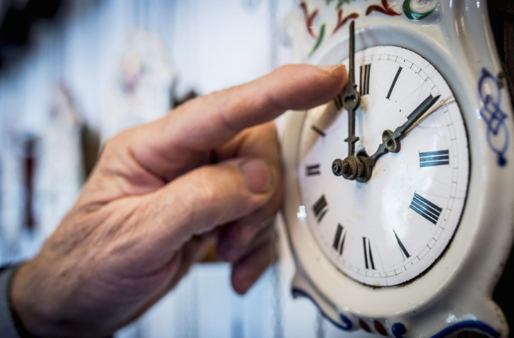 Повеќето Германци не сакаат промена во сметањето на времето