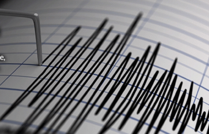 Многу потреси по разорниот земјотрес во Грција, тлото уште силно се тресе